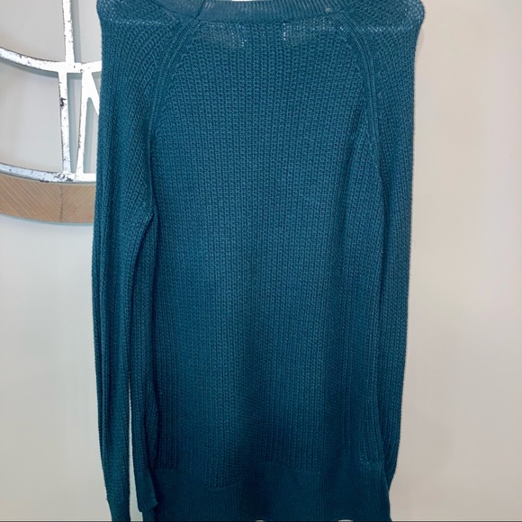 Old Navy forest green sweater - Picture 3 of 6